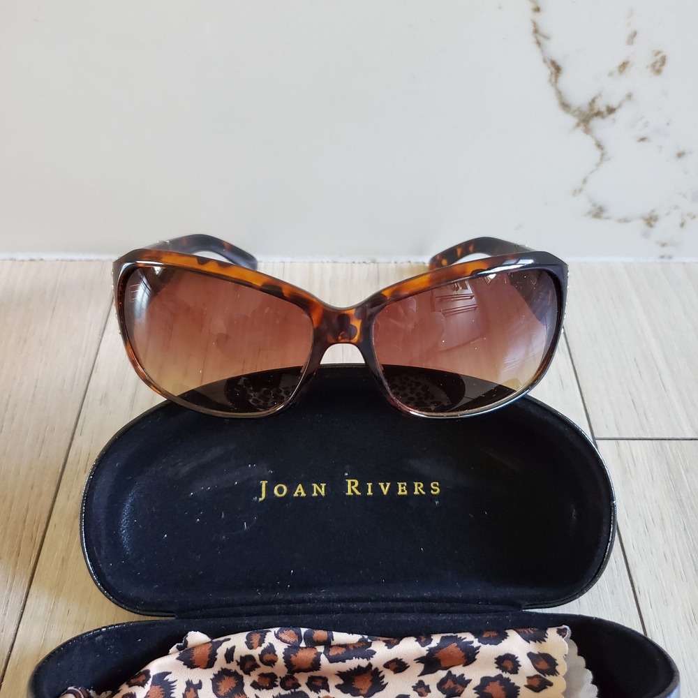 Joan Rivers Sunglasses Womens Brown Tortoise Butterfly Oversized Gradient Frame